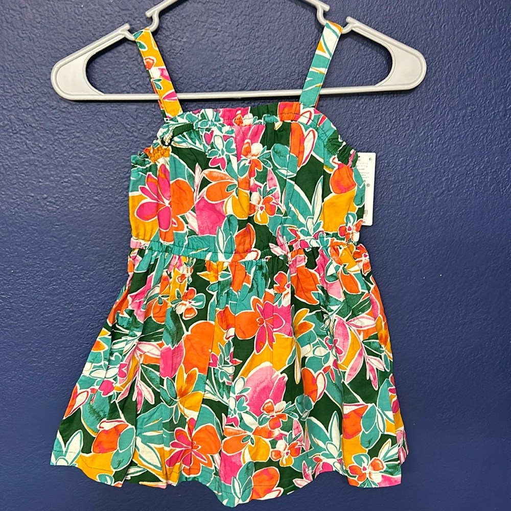 NWT- 4T- Carters- Girls Dress. NWT.